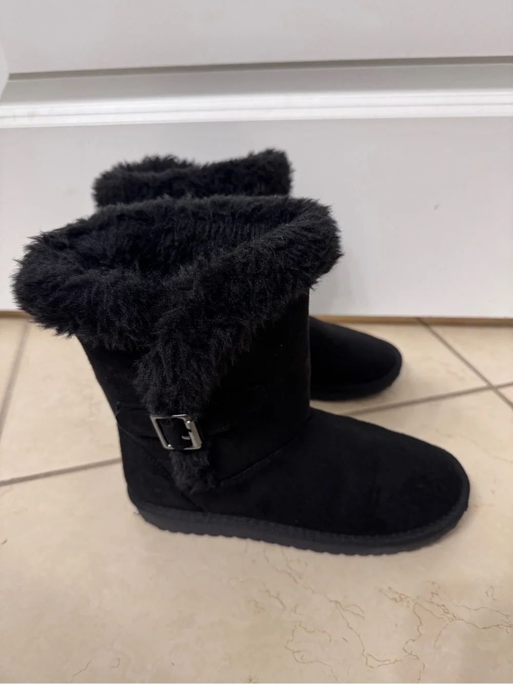 The Children's Place Girl’s Black Boots